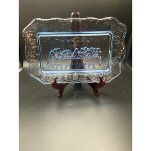 Tiara Light Blue Lords Supper Plaque